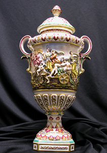 Grashe Seattle and Bellevue Fine Art Restorers. Art for sale: ''Porcelain Capo di Monte Vase''. Grashe Seattle and Bellevue Fine Art Restorers. Art for sale: ''Porcelain Capo di Monte Vase''.